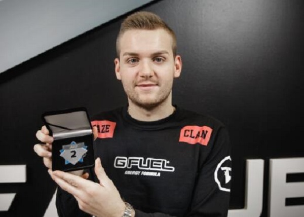 skullz：刚开始我并不知道s1mple也会来